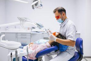 ابزار و لوازم دندانپزشکی